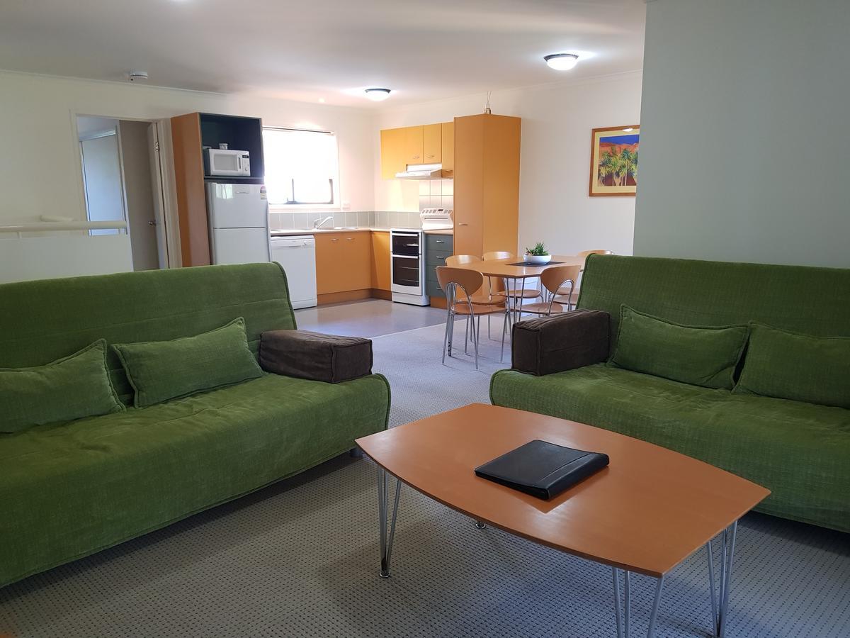 Noosa Holiday Accommodation นูซาวิลล์ ภายนอก รูปภาพ