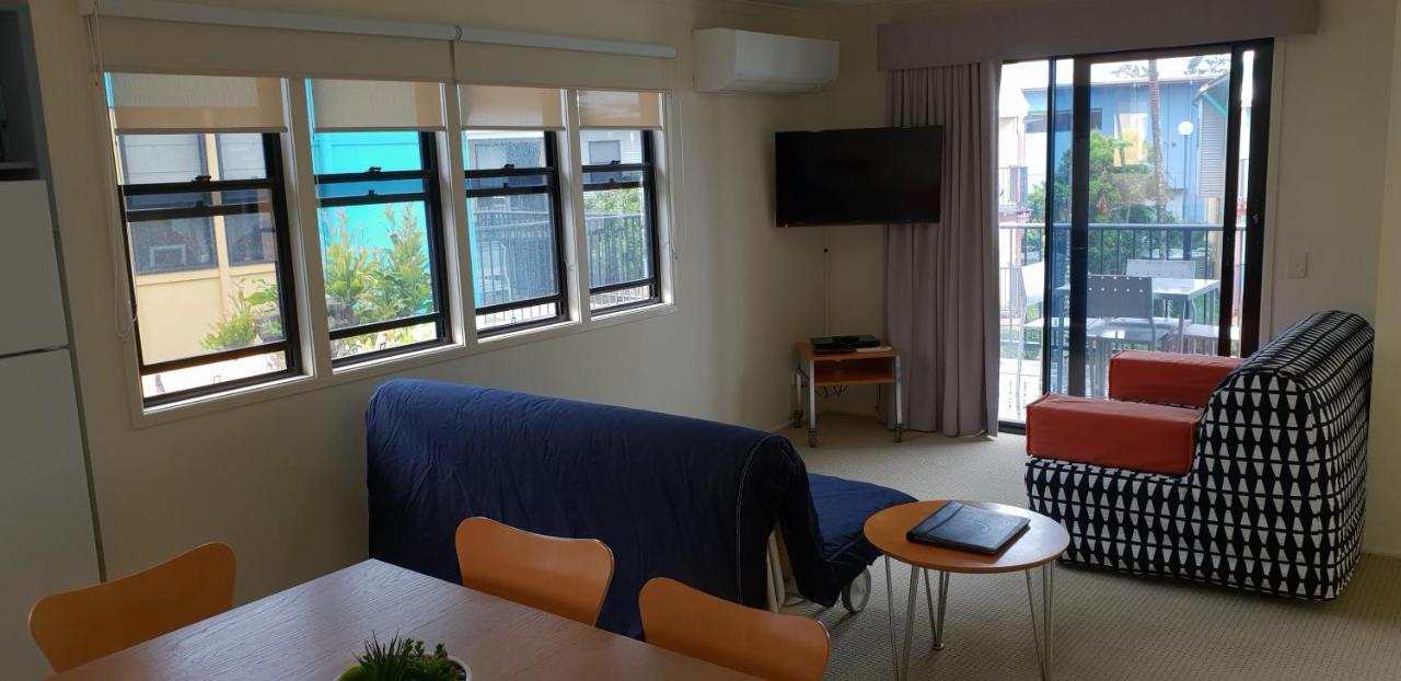 Noosa Holiday Accommodation นูซาวิลล์ ภายนอก รูปภาพ