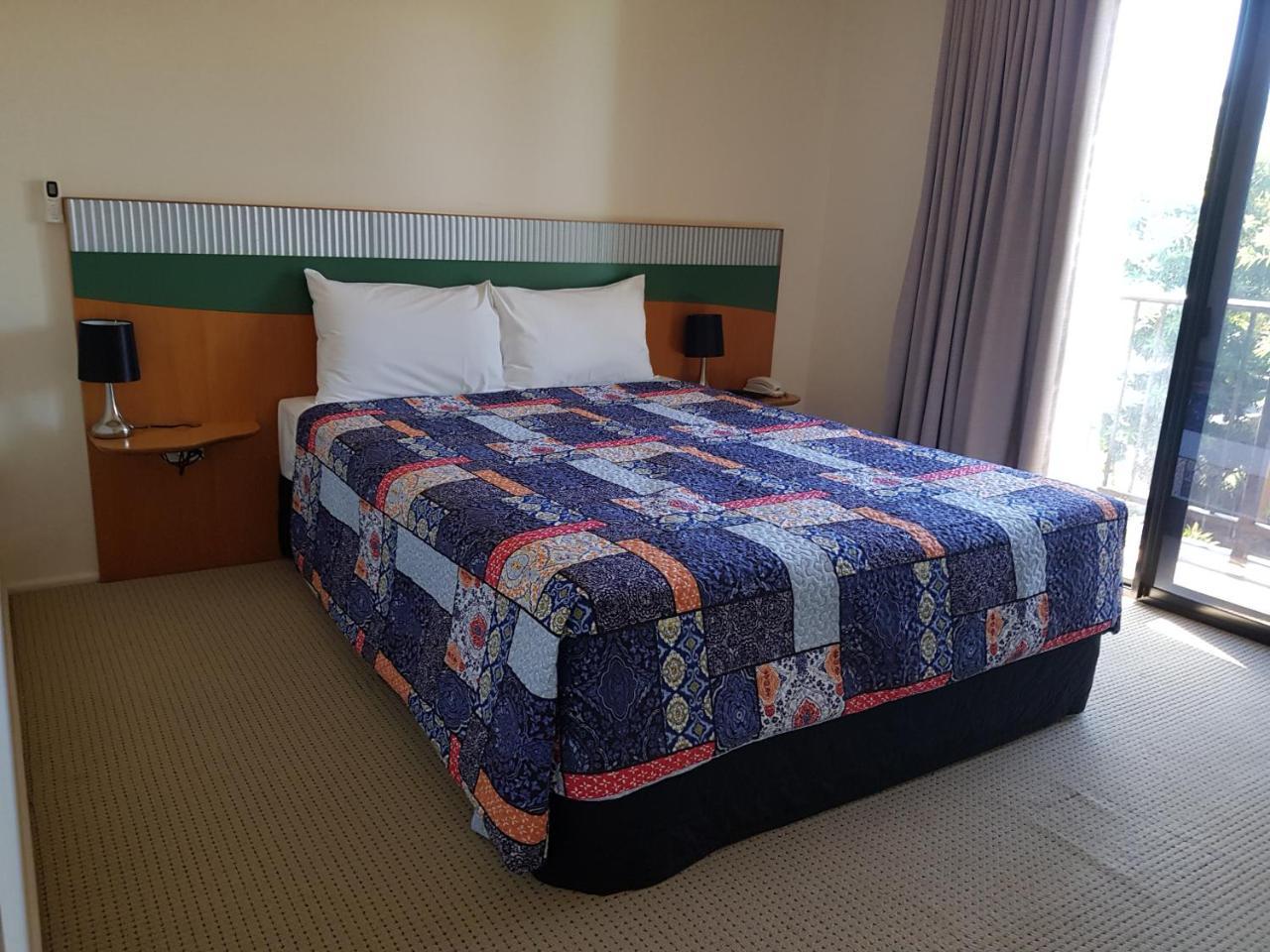 Noosa Holiday Accommodation นูซาวิลล์ ภายนอก รูปภาพ
