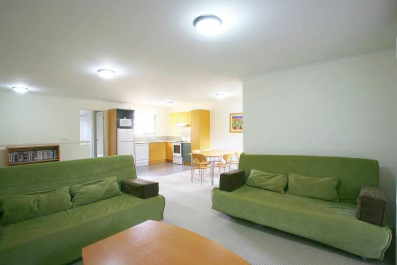 Noosa Holiday Accommodation นูซาวิลล์ ภายนอก รูปภาพ
