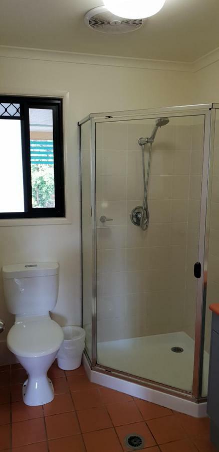 Noosa Holiday Accommodation นูซาวิลล์ ภายนอก รูปภาพ
